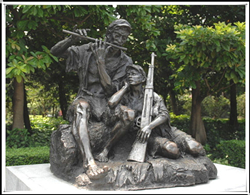 艱苦歲月銅雕塑